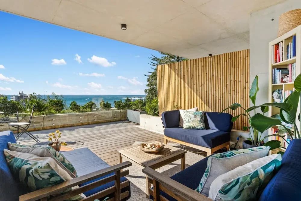 Ocean Views, Deck and Parking at Beach Apartment - photo 1