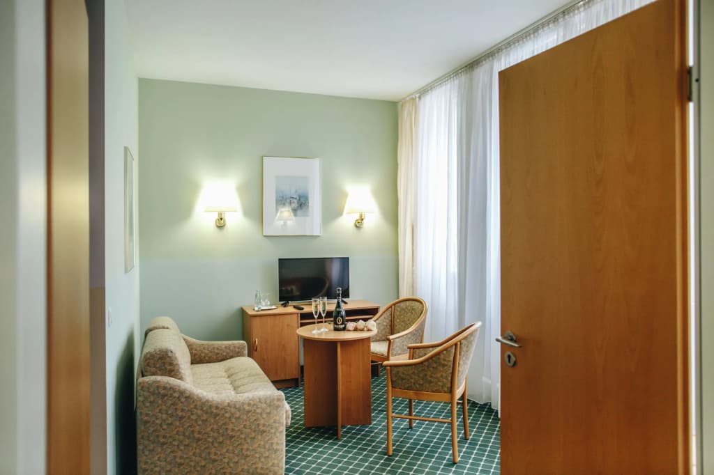Hotel Helle Mitte Berlin - photo 6