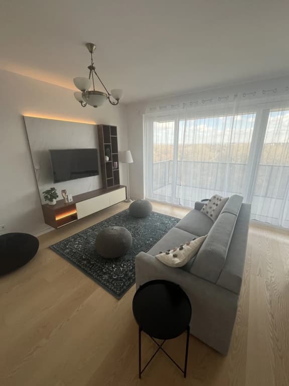 WaterFront City Apartments by FirstHost - photo 36