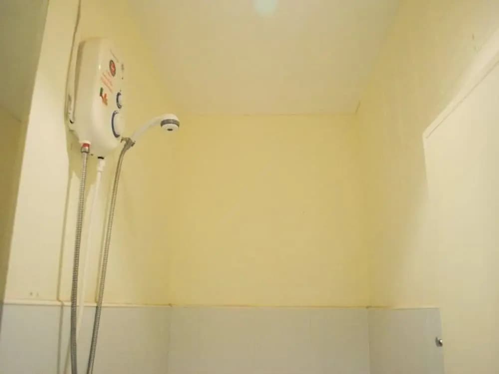 Sunny Guesthouse - photo 9