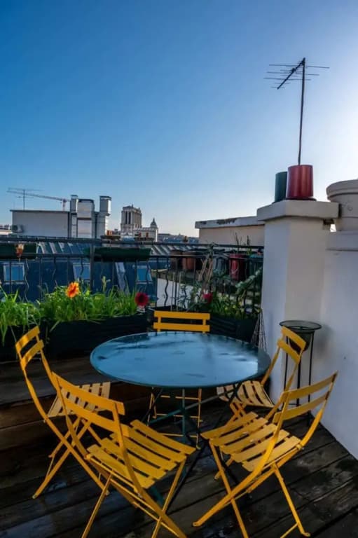 Wonderful Apartment Near the Marais - photo 2