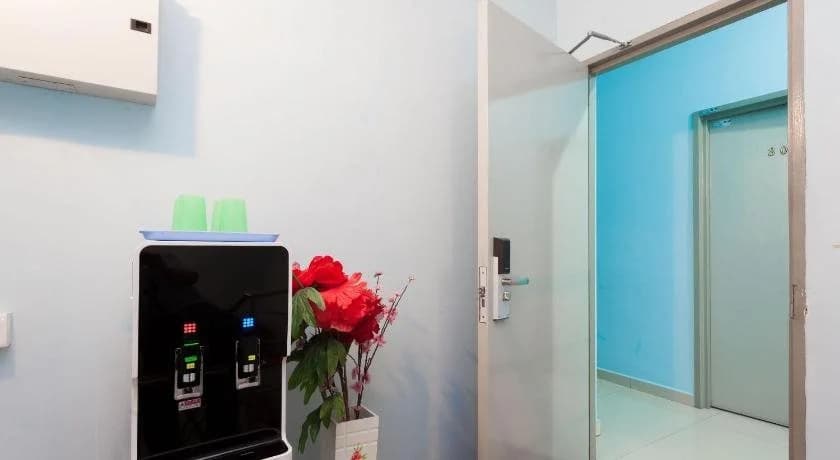 Jasmine Inn Hotel by ZEN Rooms - photo 8