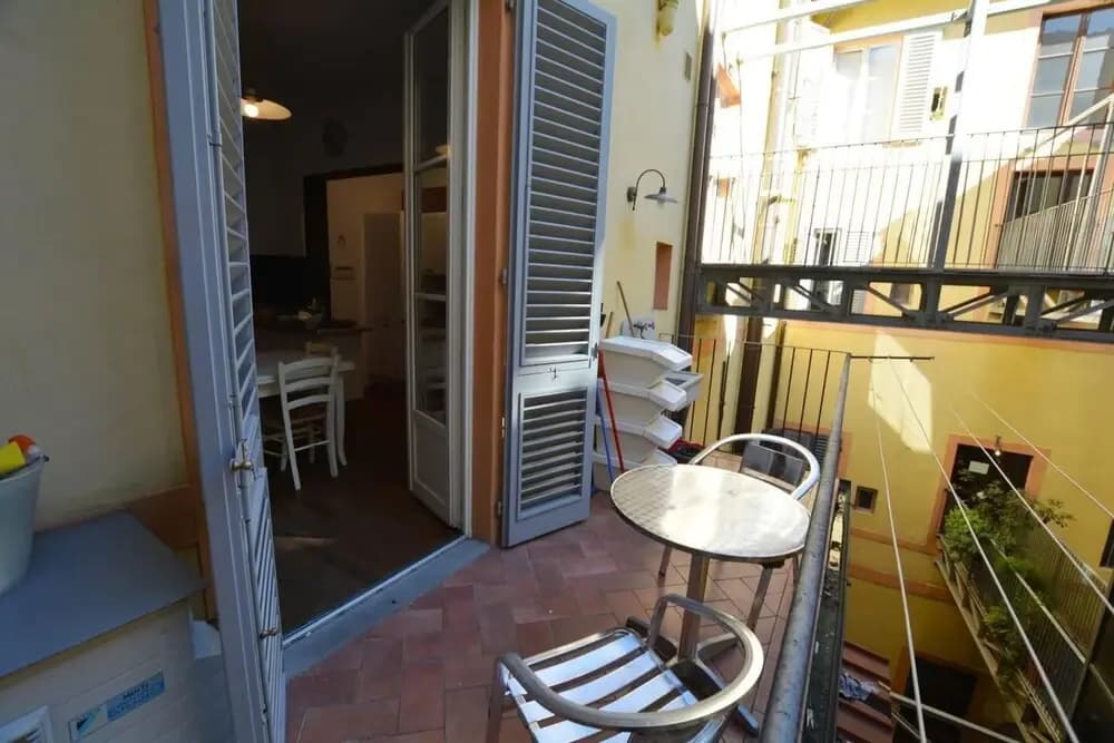 Immaculate 2-bed Apartment in Firenze - photo 8