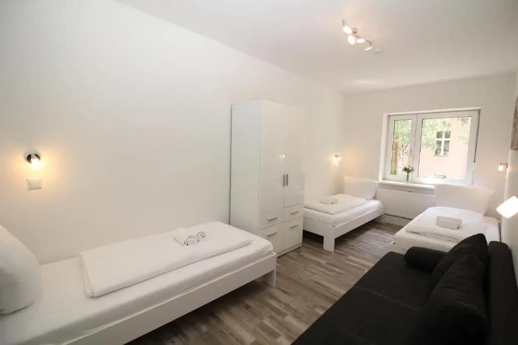 Apartments Tempelhof - photo 3