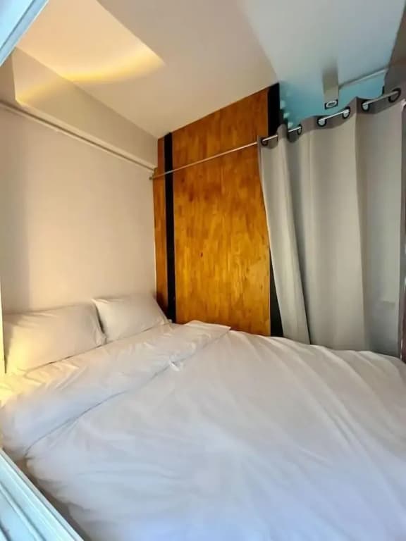 The Motuga Hostel Bangkok - photo 9