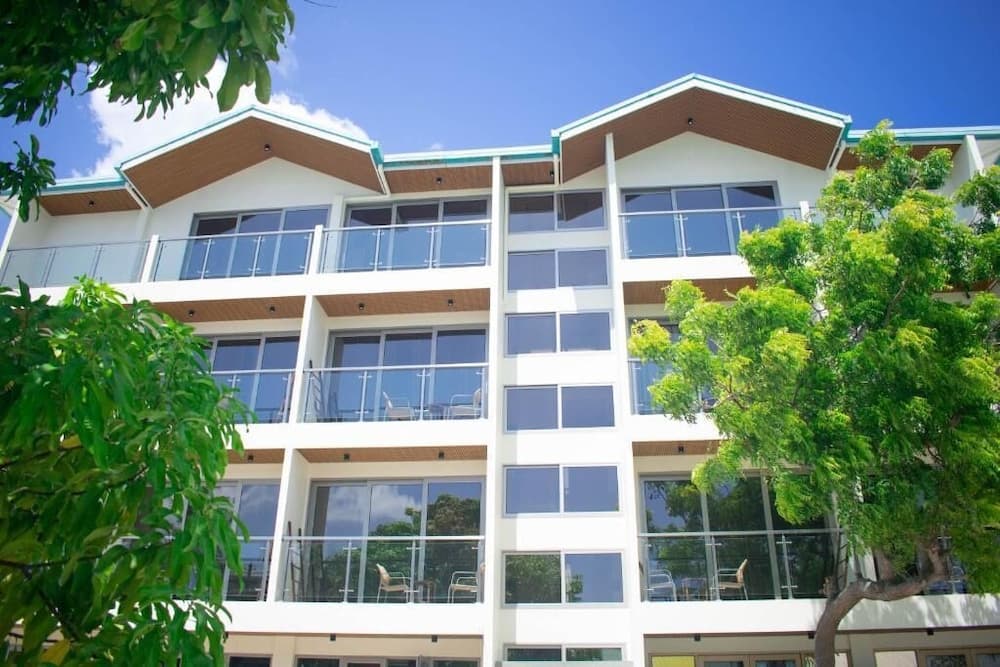 Athiri Residence Goidhoo - photo 1