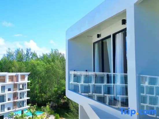 Laya Suites & Residences - photo 3