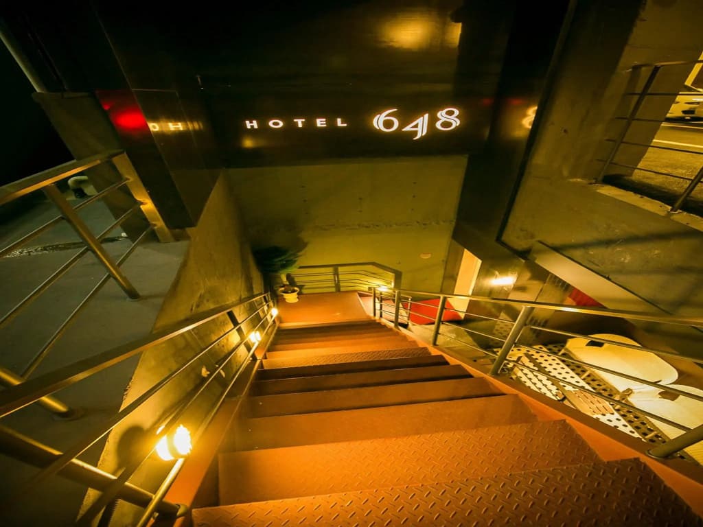 648 Hotel - photo 9