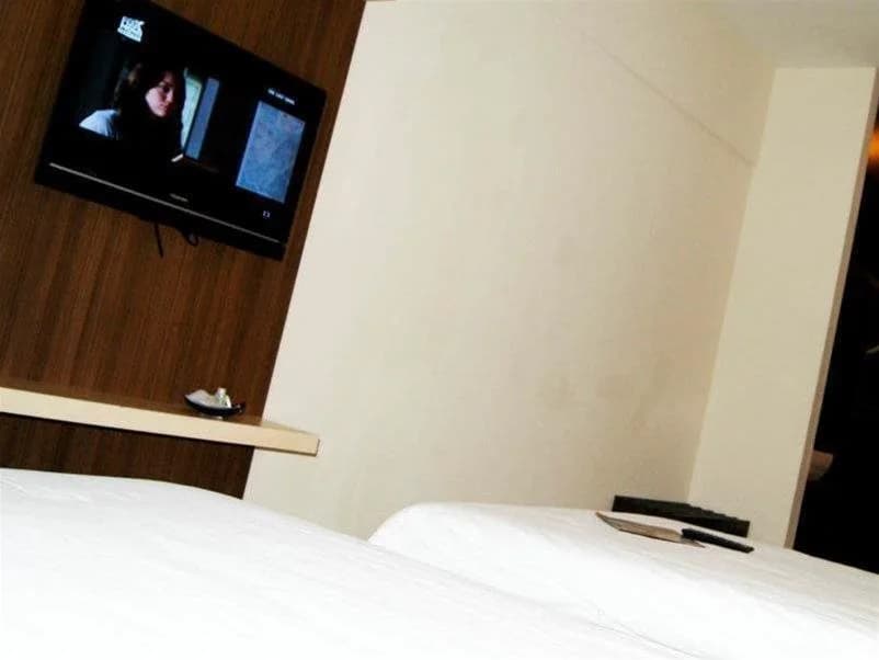 New Regent Hotel & Restaurant - photo 3