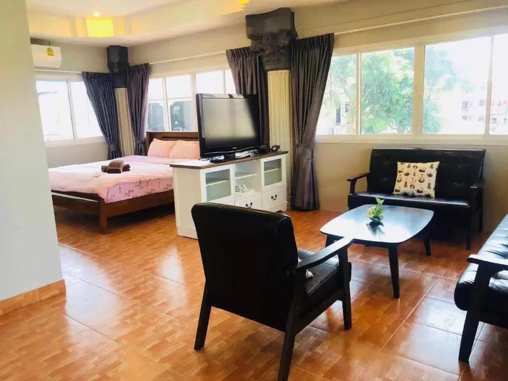 Marin House Pattaya - photo 4