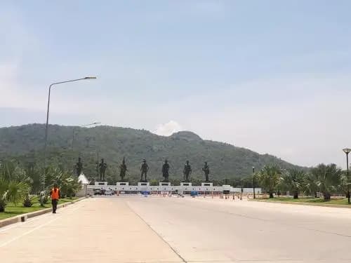 Oceanfront Huahin - photo 14