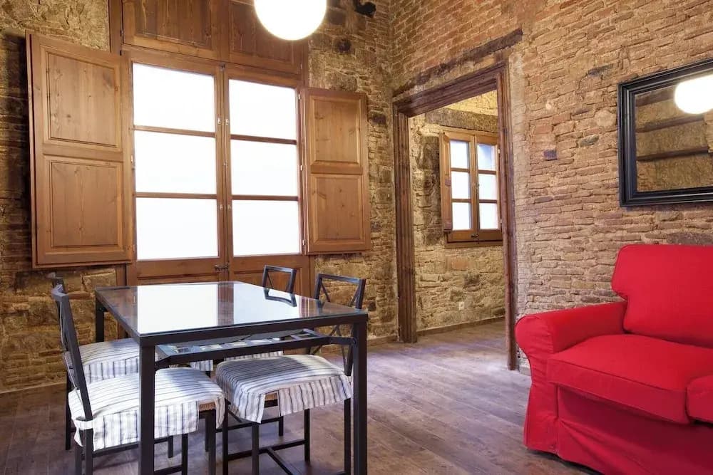 Stylish Gothic Apartment In El Born - photo 7