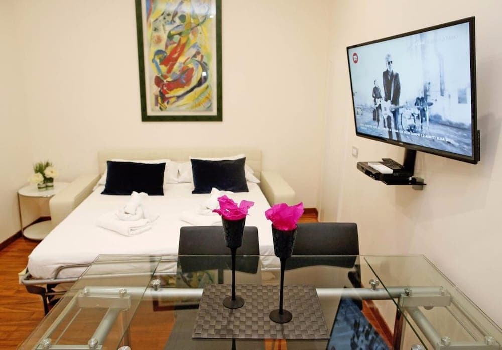 Spanish Steps Suite 128 - photo 4