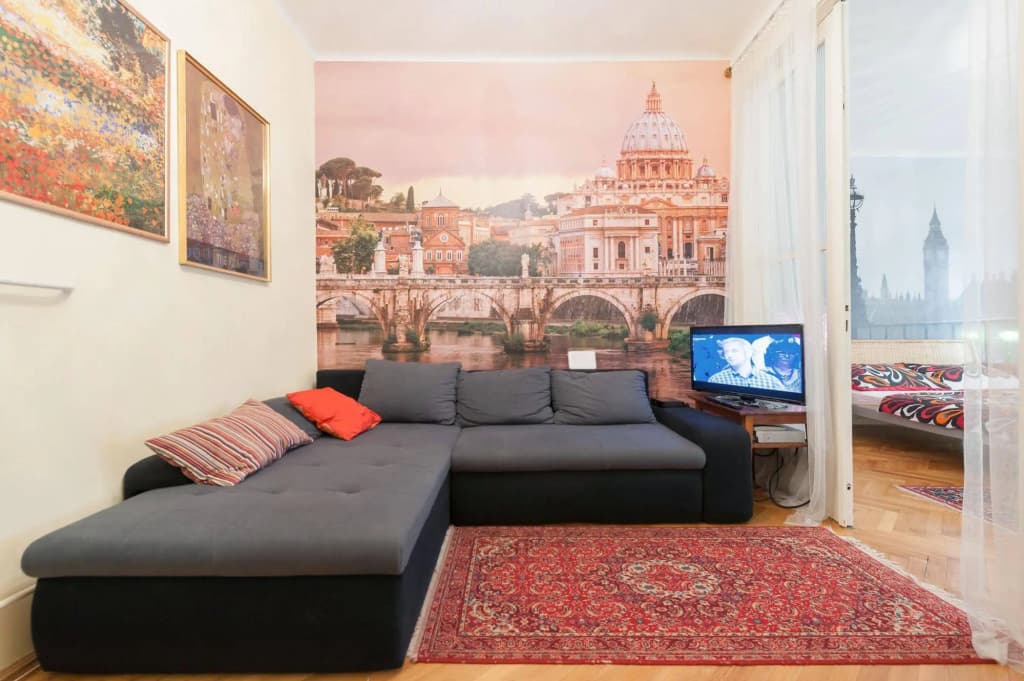 Parliament Apartment Downtown - photo 4