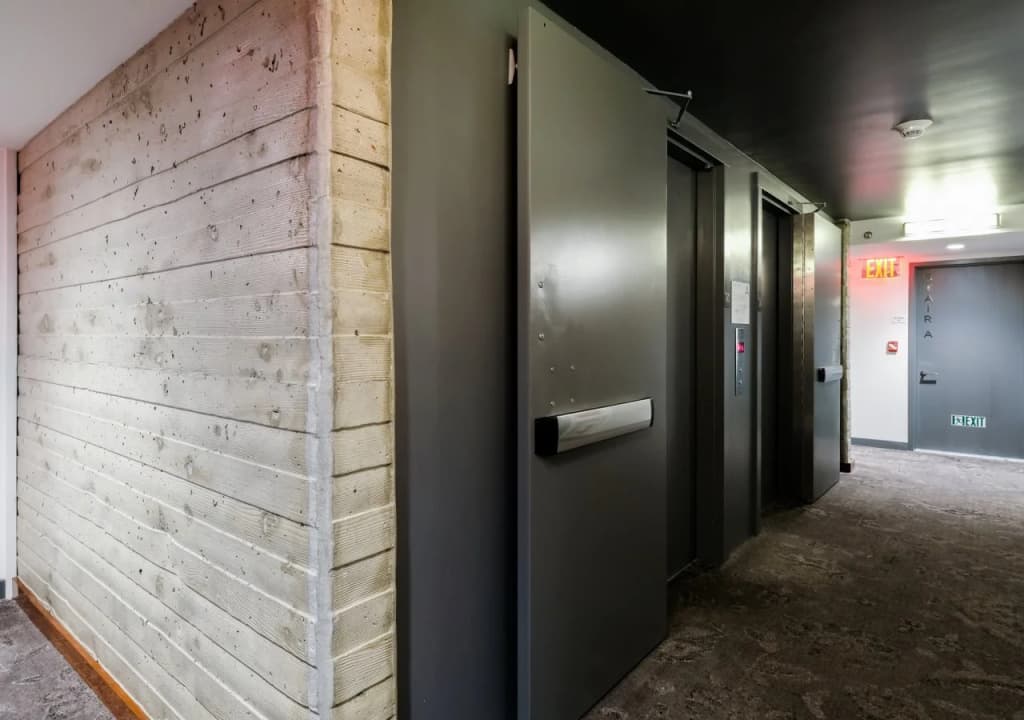 Hotel Hugo - photo 9