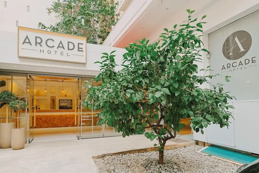 Arcade Hotel - photo 1
