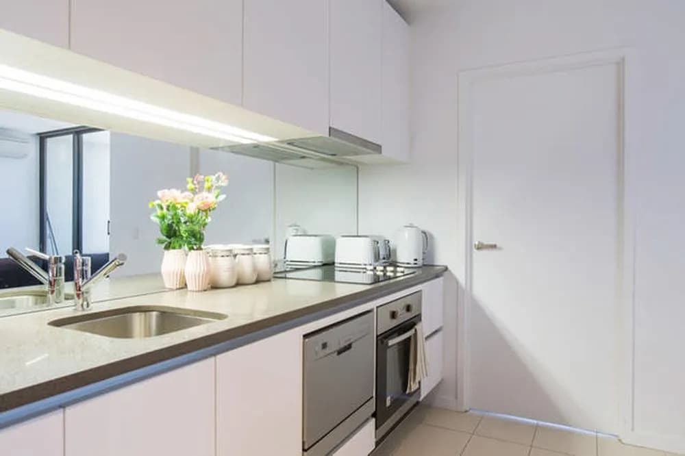 C3CBD Melbourne Apartment - photo 19