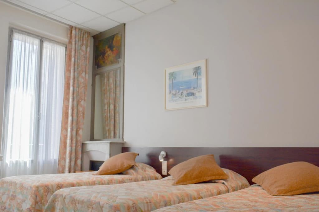 Hotel Busby - photo 24