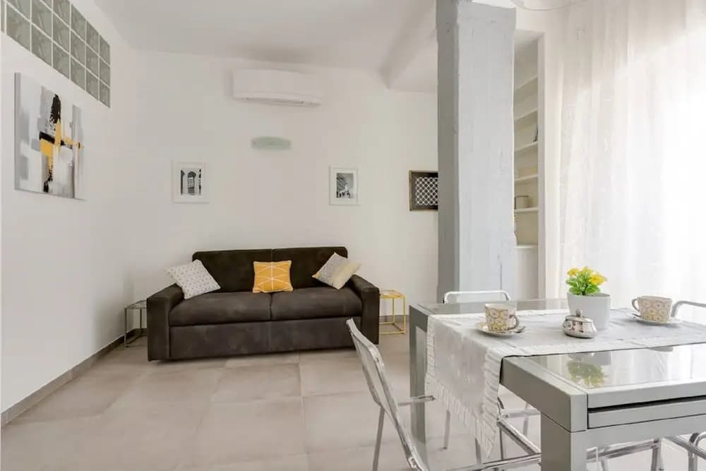 Franca's Home - photo 3