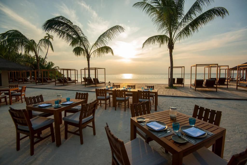 The Residence Maldives at Dhigurah Hotel - photo 15