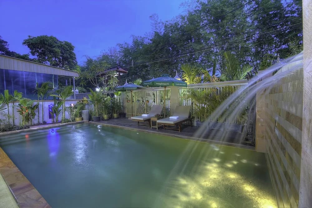 Ni Ven Boutique Hostel - photo 13