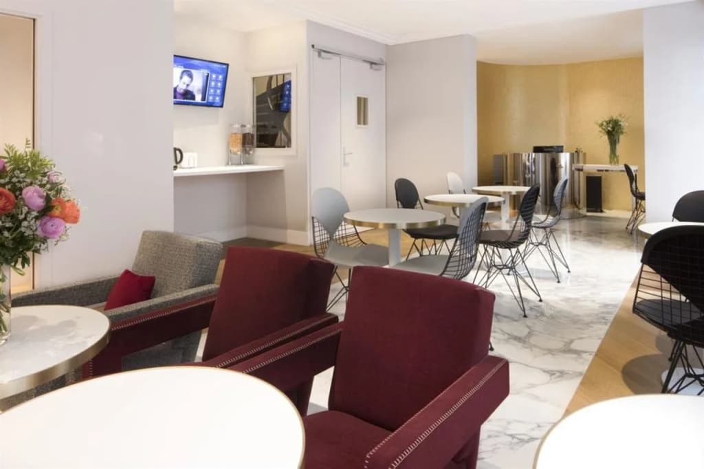 Nouvel Hotel Eiffel - main photo