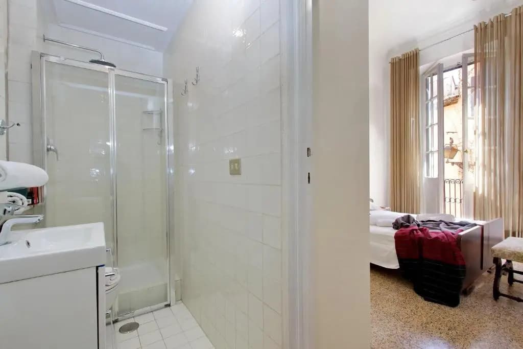 Tiberina Spacious Apartment - photo 9
