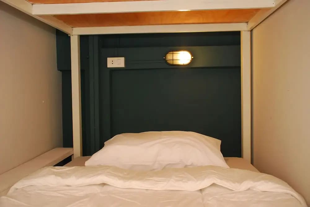 Buathai Loft Hostel Hua Hin - photo 5