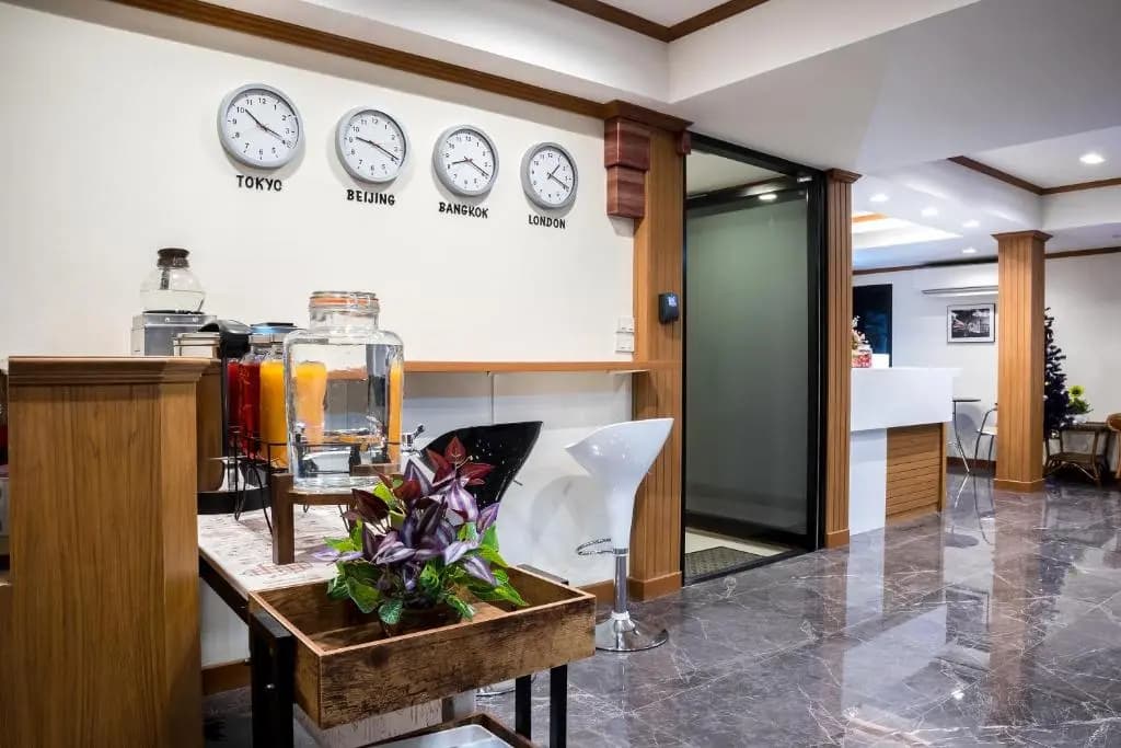 Suthep Home & Hostel - photo 2