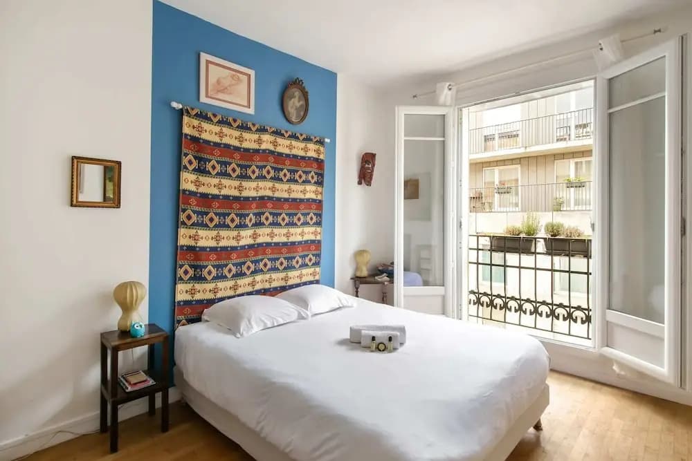 Comfortable Parisian Home 2mins From Metro Line 7 - photo 2