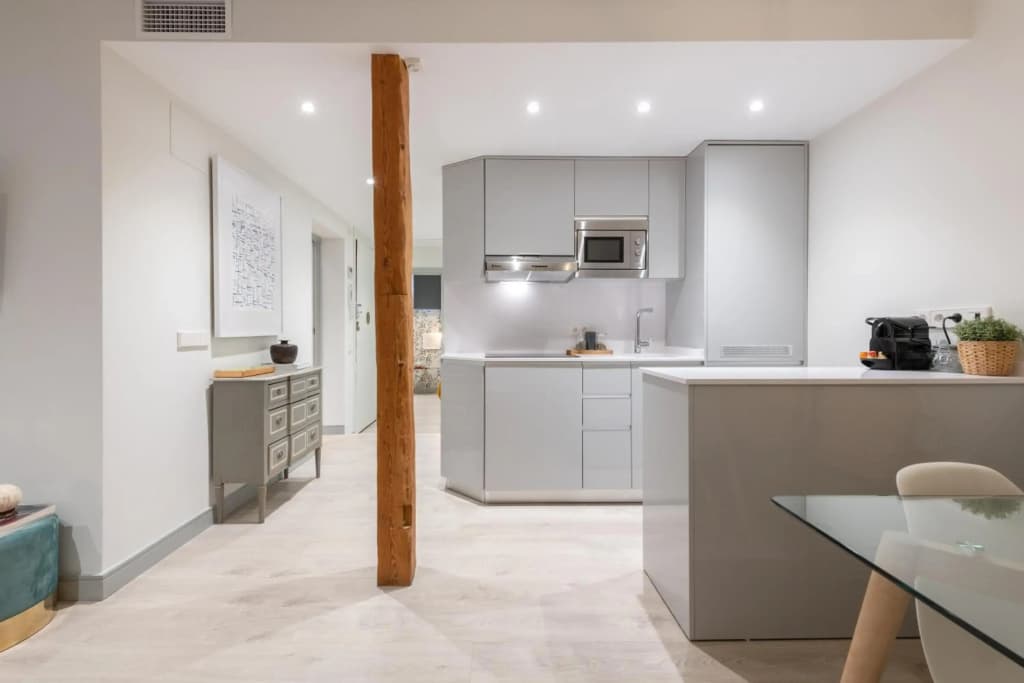 Sophisticated brand new flat - photo 16