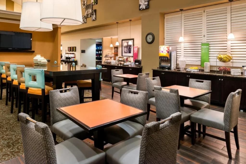 Hampton Inn & Suites Orlando/East UCF Area - photo 25