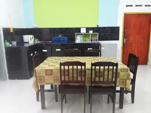 Nur Aisyah Homestay - photo 11