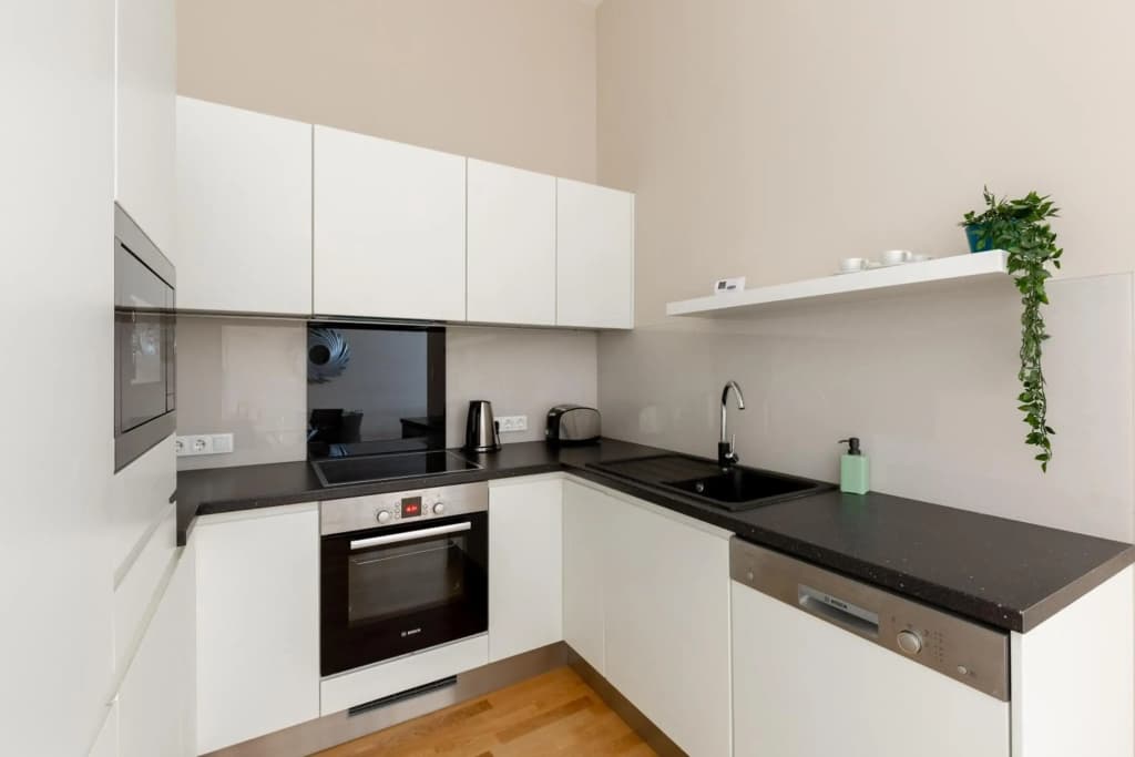 Lovely 2-bedroom apartment at the Vaci Street - photo 5
