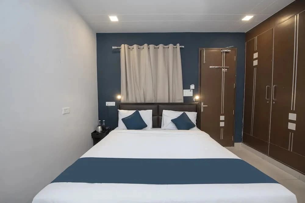 Silver Key Pooth Kalan by OYO Rooms - photo 16