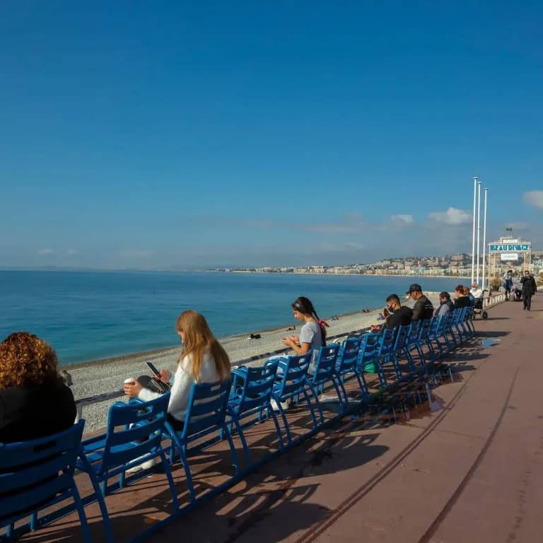 Le Magenta in Nice With 1 Bedrooms and 1 Bathrooms - photo 9