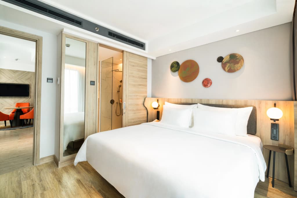 HARRIS Suites Puri Mansion Jakarta - photo 19