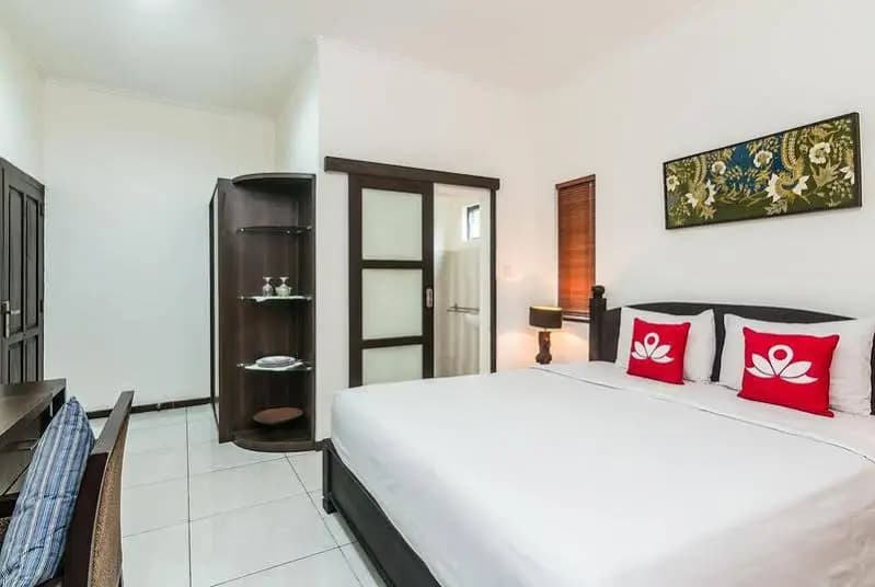 ZenRooms Seminyak Gunung Athena - photo 3