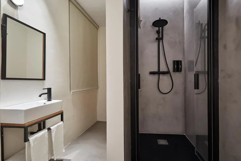 Ella Hostel Ramblas - photo 28