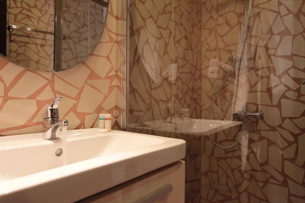 White Lotus Luxury Accommodation - photo 9