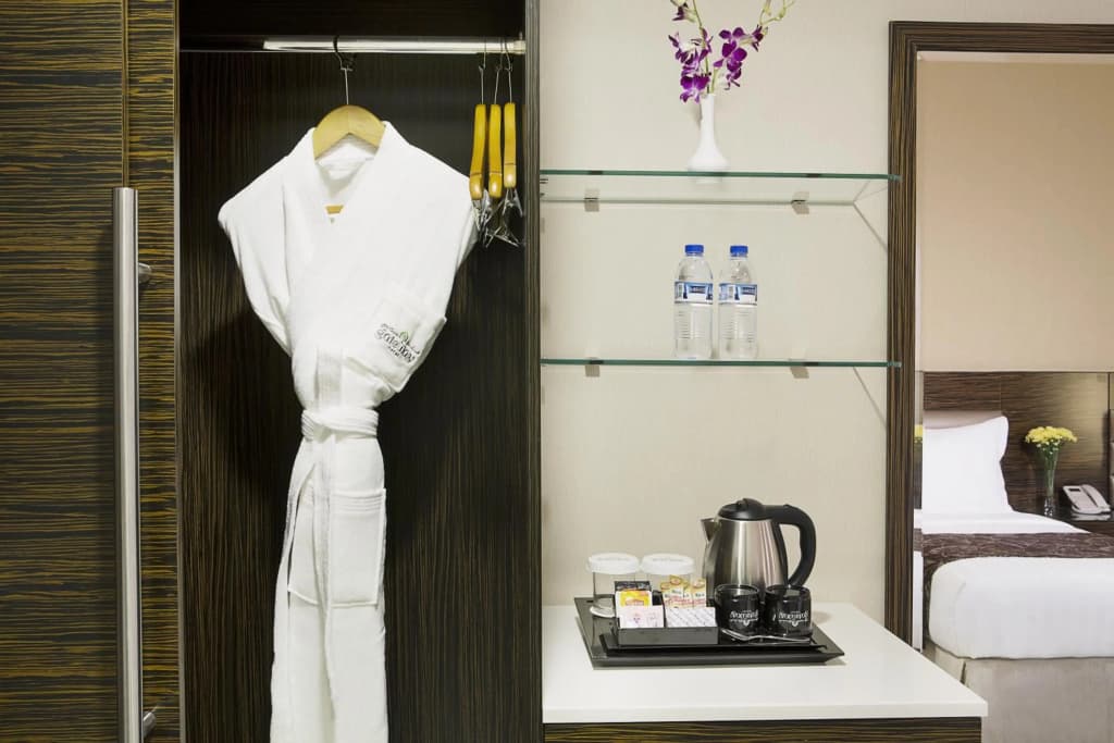 Gateway Hotel - photo 28