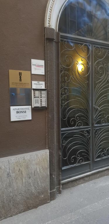 ApartHotel Bossi - photo 1