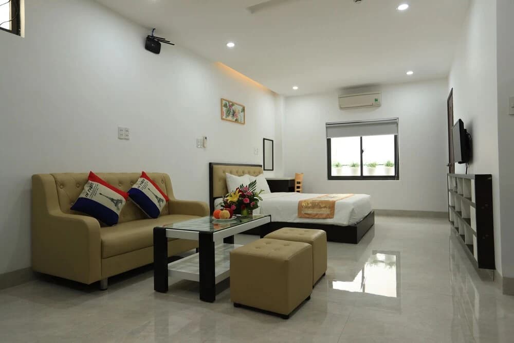 Tourane Beachside Apartment - photo 3