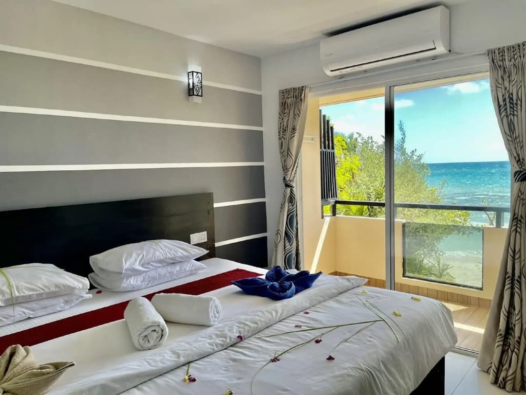 Crown Beach Hotel Maldives - photo 2