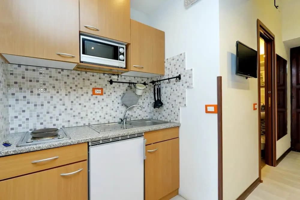4bnb - Cavour Square Apartment - photo 14