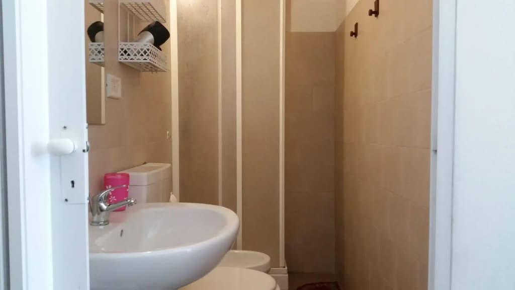 T & V House - photo 12