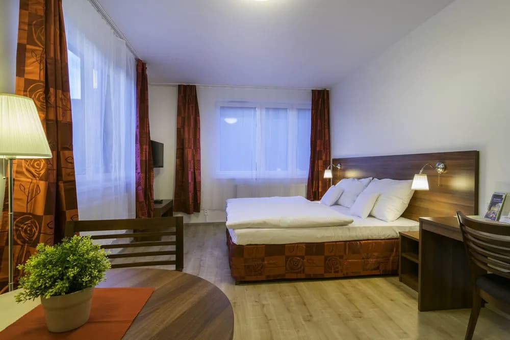 Eliska Tower Apartments Prague - photo 5