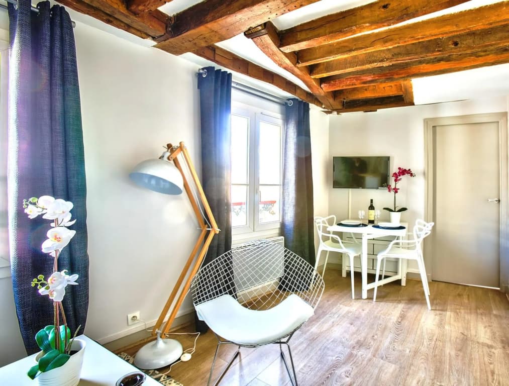 B 841 - Saint Germain des Près - Spacieux appartement - photo 3