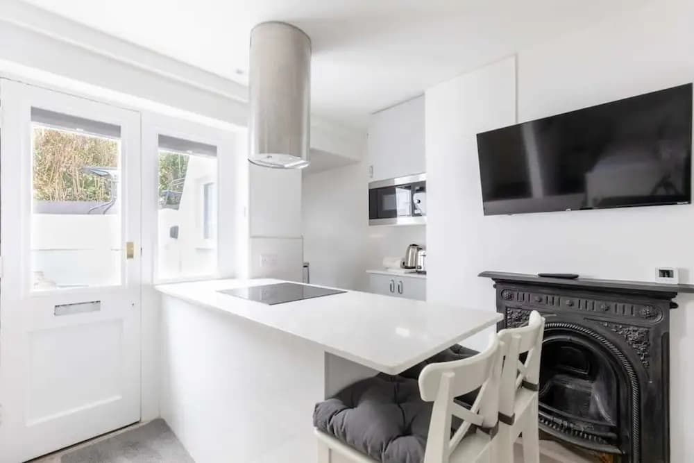 Sleek & Well-connected Studio Flat Archway! - photo 3