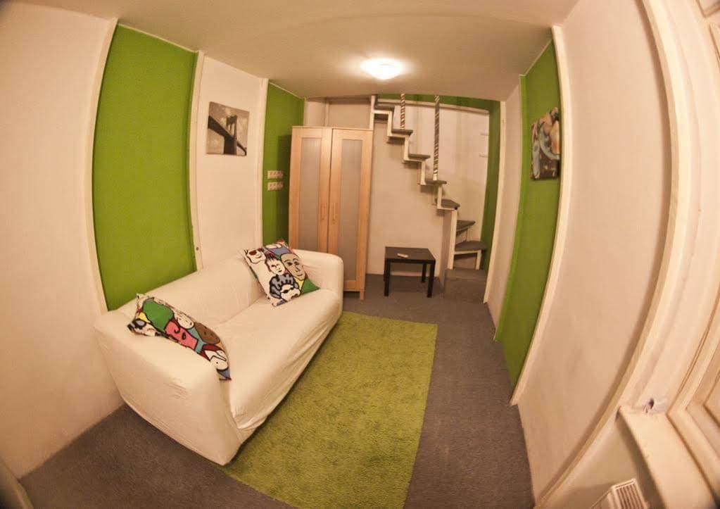 Barocco Hostel - photo 10